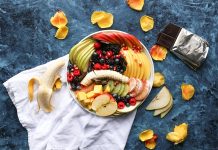 خطرات خوردن بیش از حد غذای رستوران