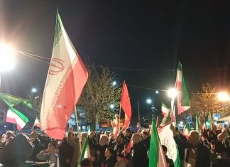 اجتماع شبانه مردم فراهان در حمایت از رهبر انقلاب و نیروهای مسلح