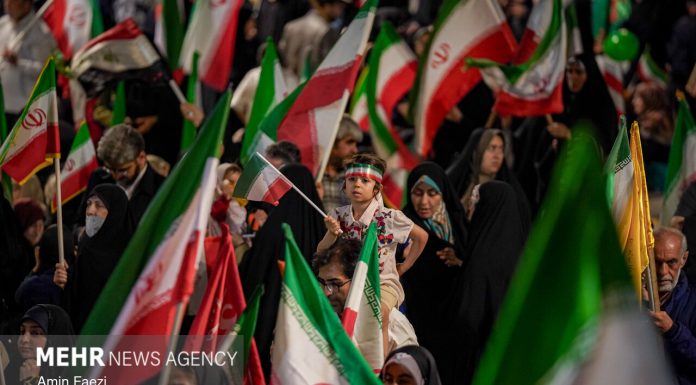 نبض گلپایگان شبها در میدان میزند