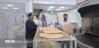 استقبال مهمانان مهدیشهر از نان سنگسری؛ کیفیت نان افزایش مییابد – خبرگزاری مهر | اخبار ایران و جهان